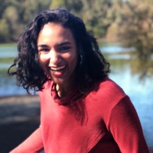 Meet your Posher, Elizabeth